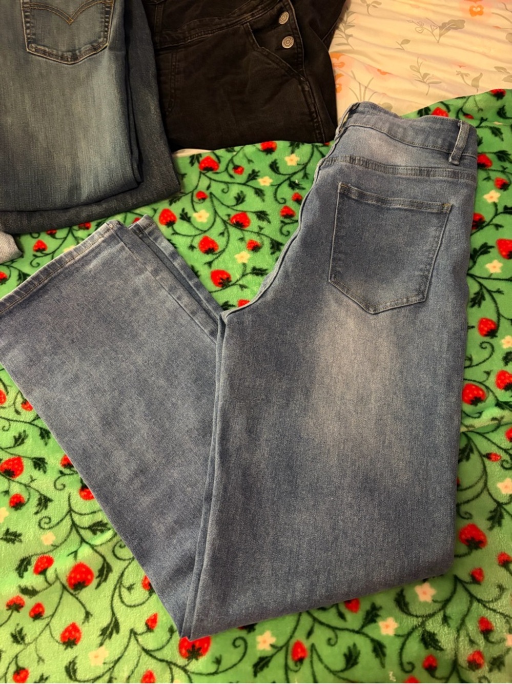 Katch me TikTok jeans